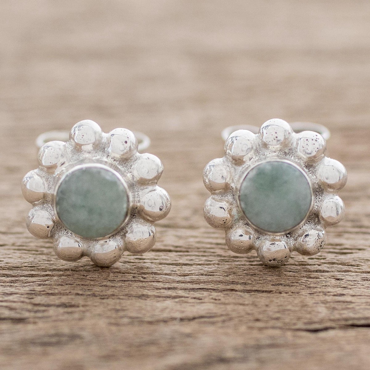 Bubble-Pattern Apple Green Jade Stud Earrings from Guatemala - Bubbly Flowers