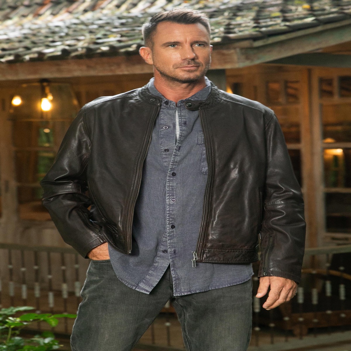 Classic Men's Leather Biker Jacket in Dark Brown - Suave Elegance - XXL (member)