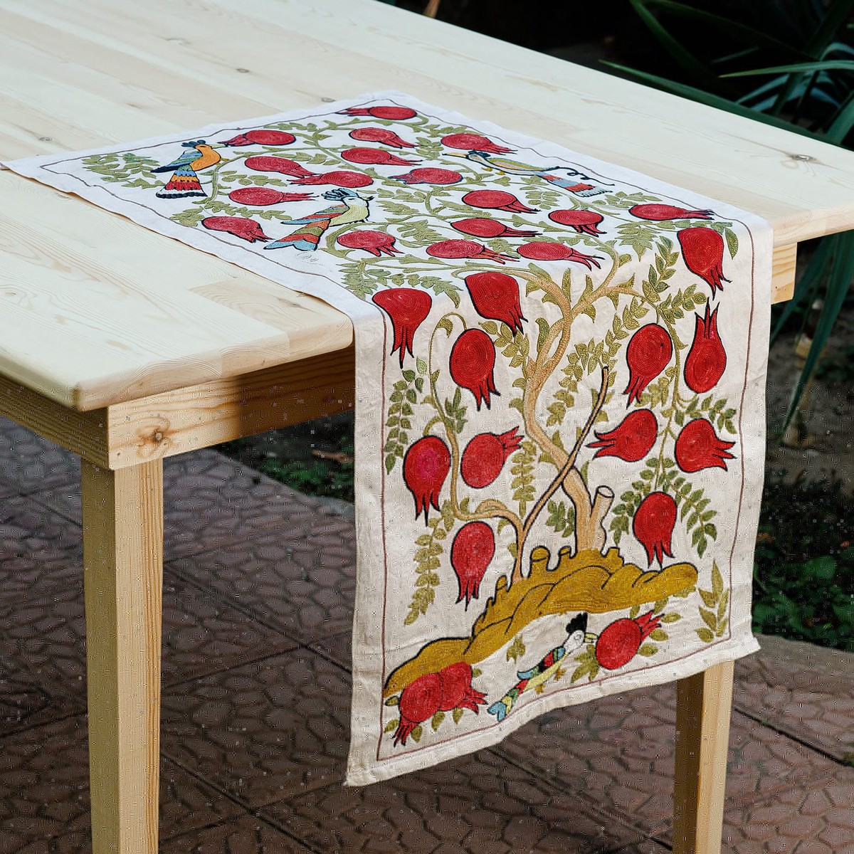 Classic Suzani-Embroidered Pomegranate Cotton Table Runner - Passionate Nature