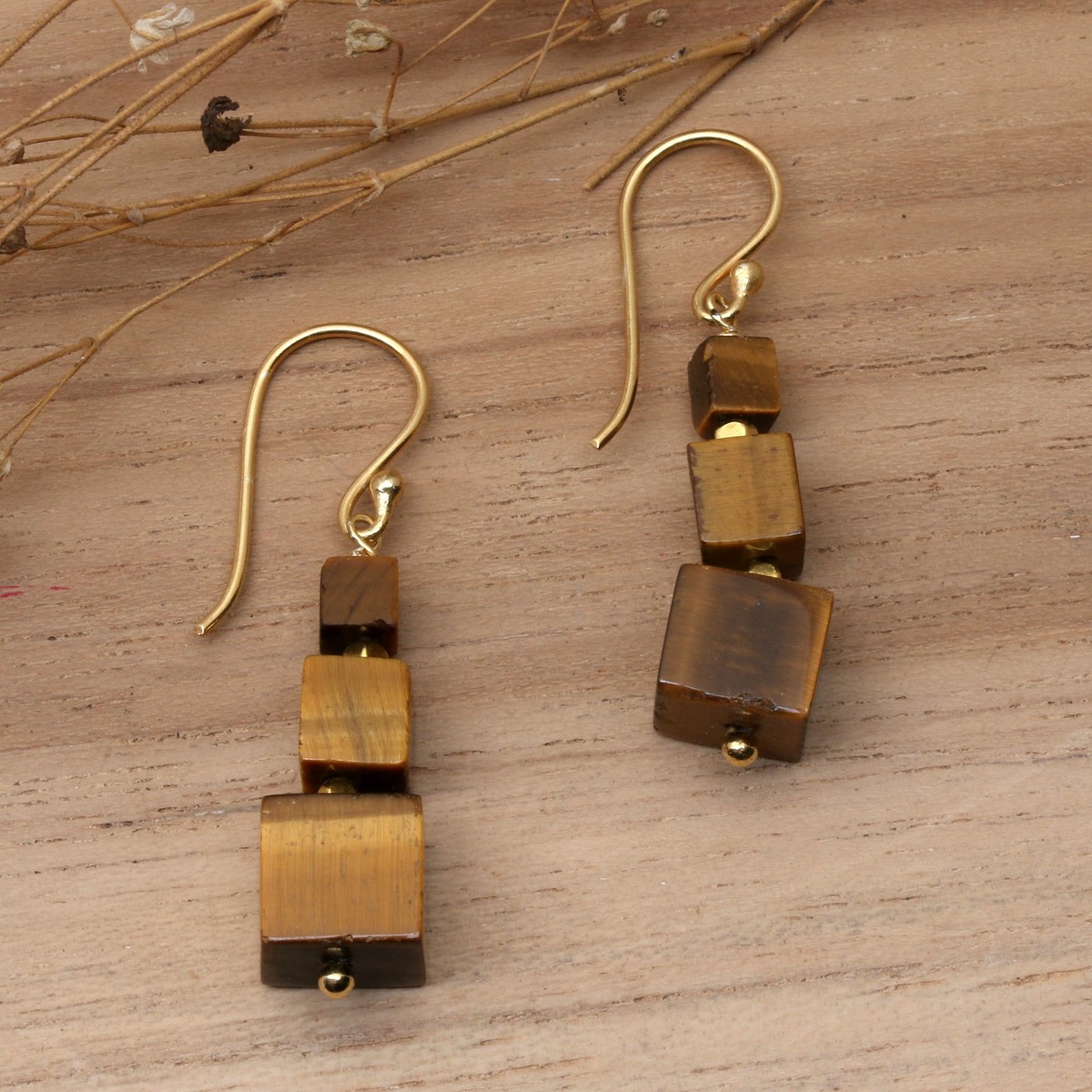 Dangle Earrings with Tiger’s Eye and Gold-Plated Brass Beads – Classic Chocolate