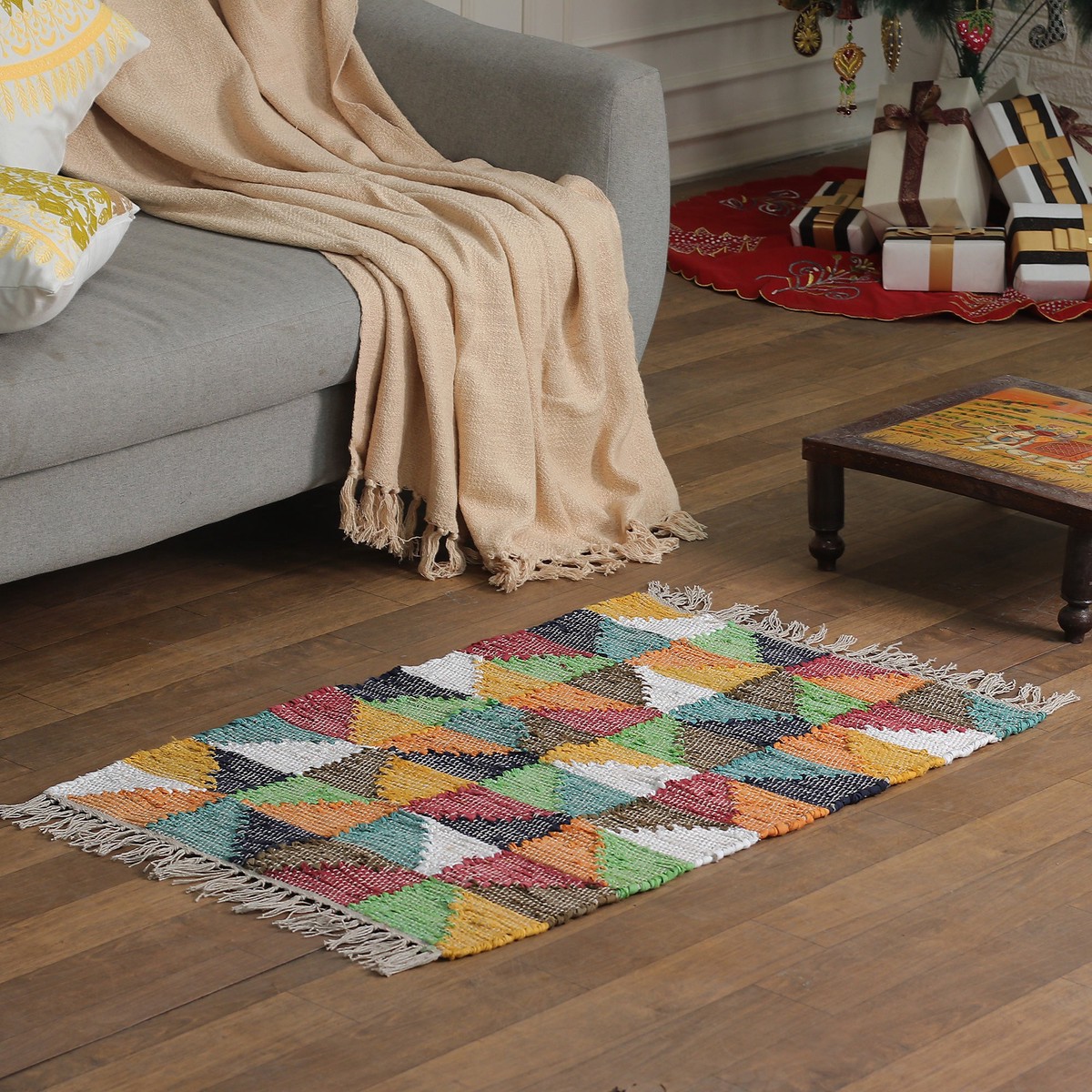 Eco-Friendly Handcrafted Recycled Cotton Area Rug (2x3) - Cozy Fragments