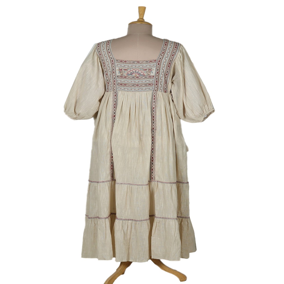 Floral Embroidered Antique Ivory Cotton Maxi A-Line Dress – Bohemian Majesty – XXL