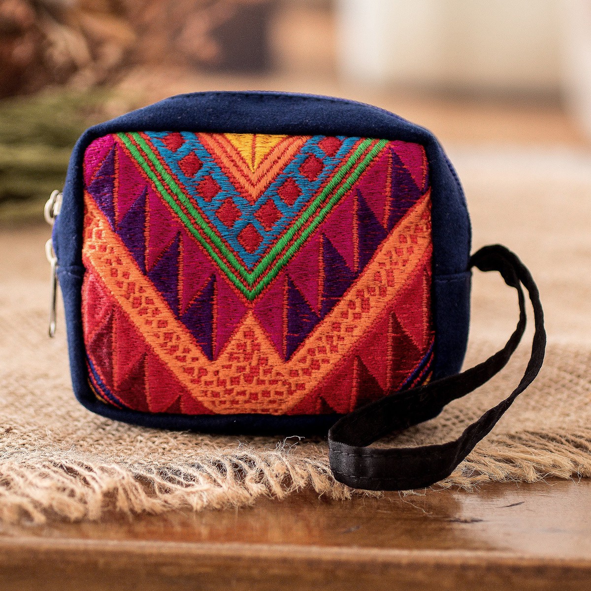 Guatemala Hand-Woven Blue Geometric-Themed Cotton Coin Purse – Fashionable Versatility