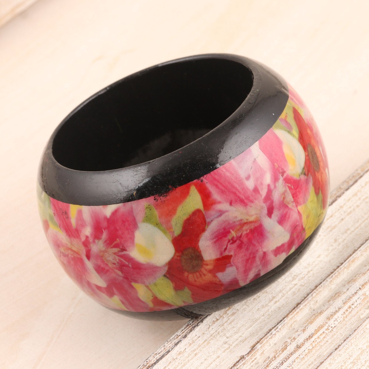 Haldu Wood Bangle Bracelet with Printed Floral Pattern – Floral Charm