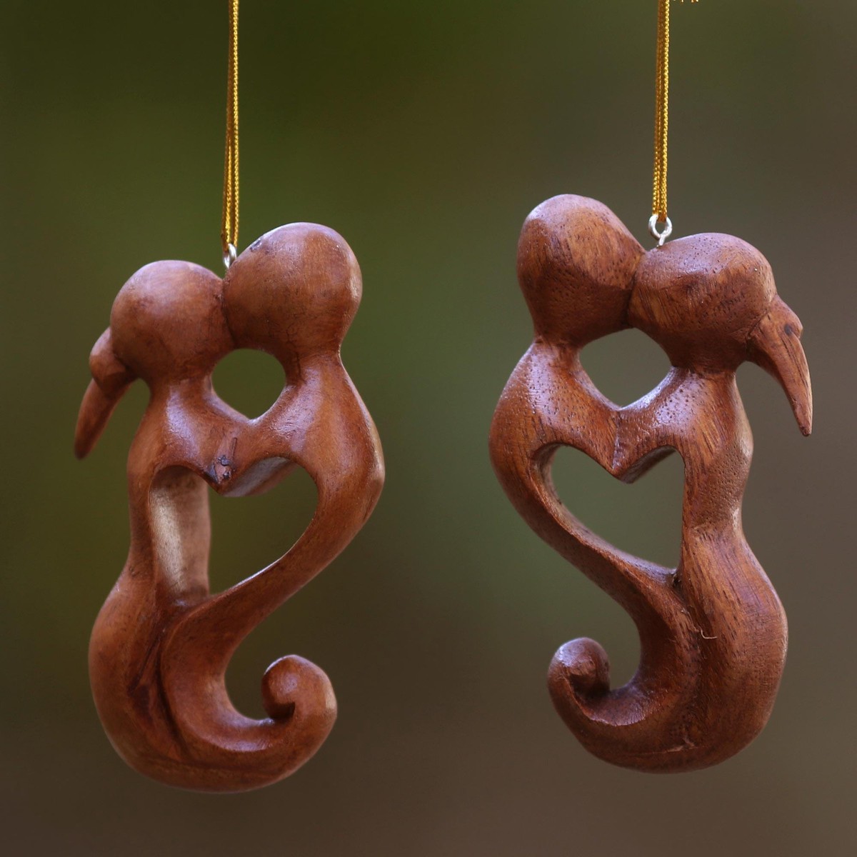 Hand Carved Suar Wood Heart Ornament Paie of Kissing Couple - Kiss of Love