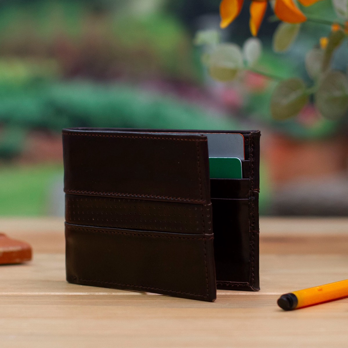 Hand Crafted Brown Leather Wallet for Men – Off Road in Brown