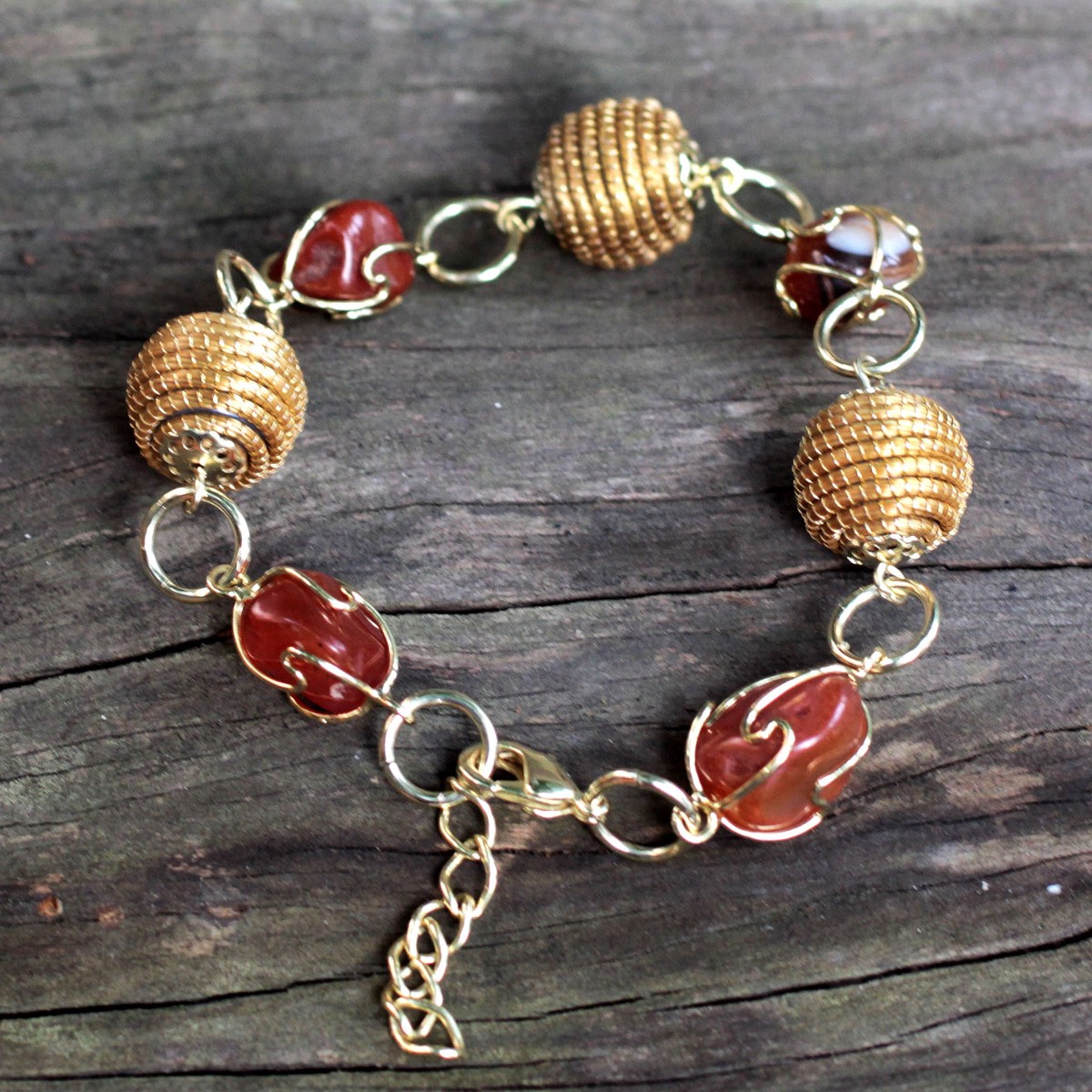 Hand Crafted Golden Grass and Agate Link Bracelet – All Aglow