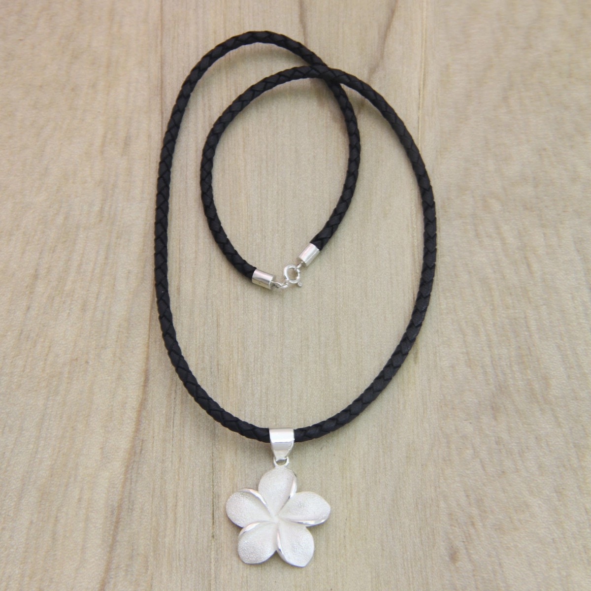 Hand Crafted Women’s Floral Sterling Silver Necklace – Frangipani