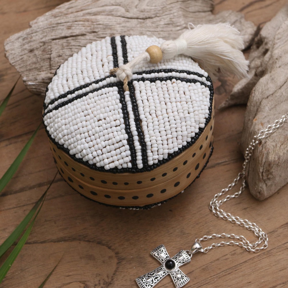 Hand Made Beaded Bamboo Box from Bali – Mod Combo
