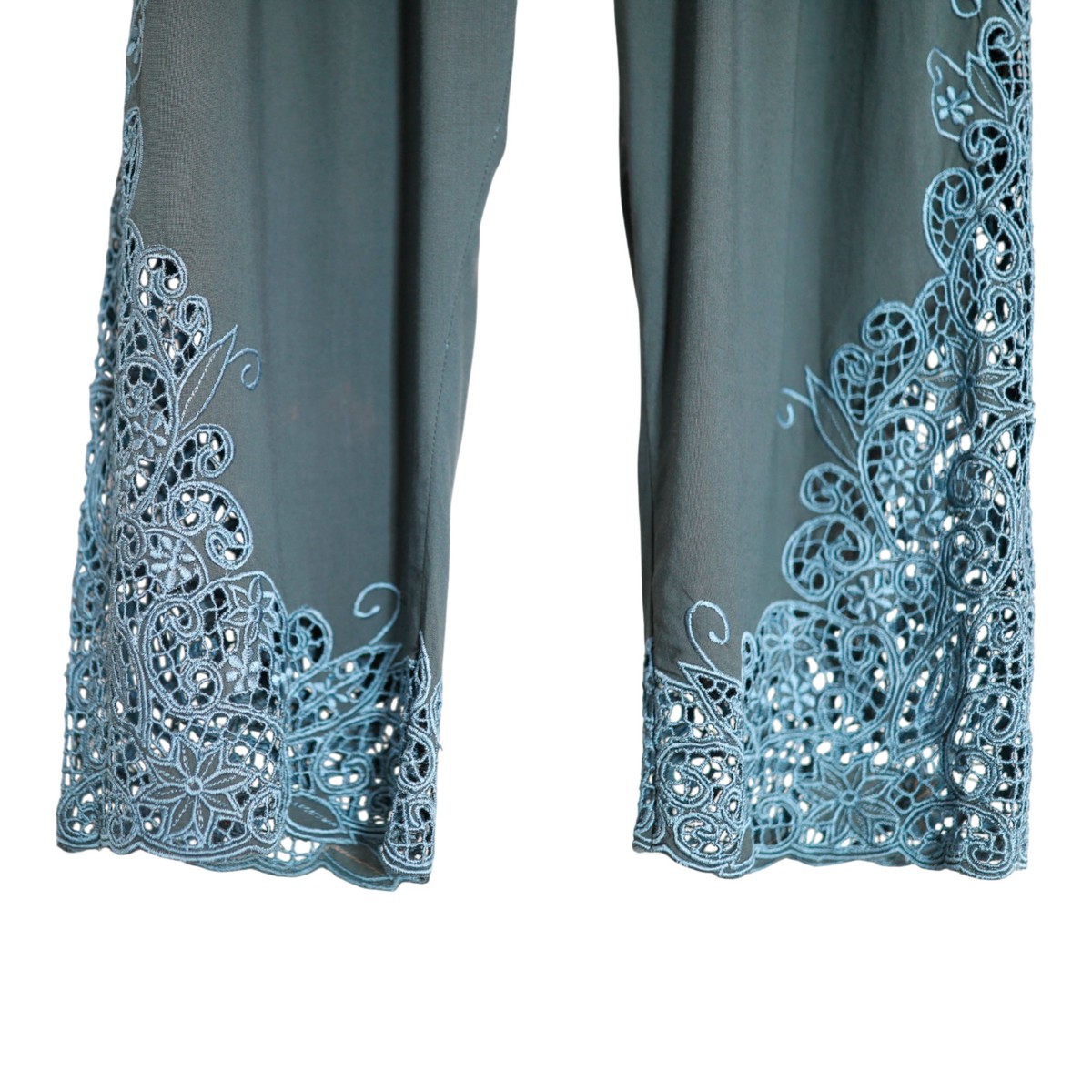 Rayon Capri Pants with Floral Vine Openwork Hand Embroidery – Slate Padma Flower – XL